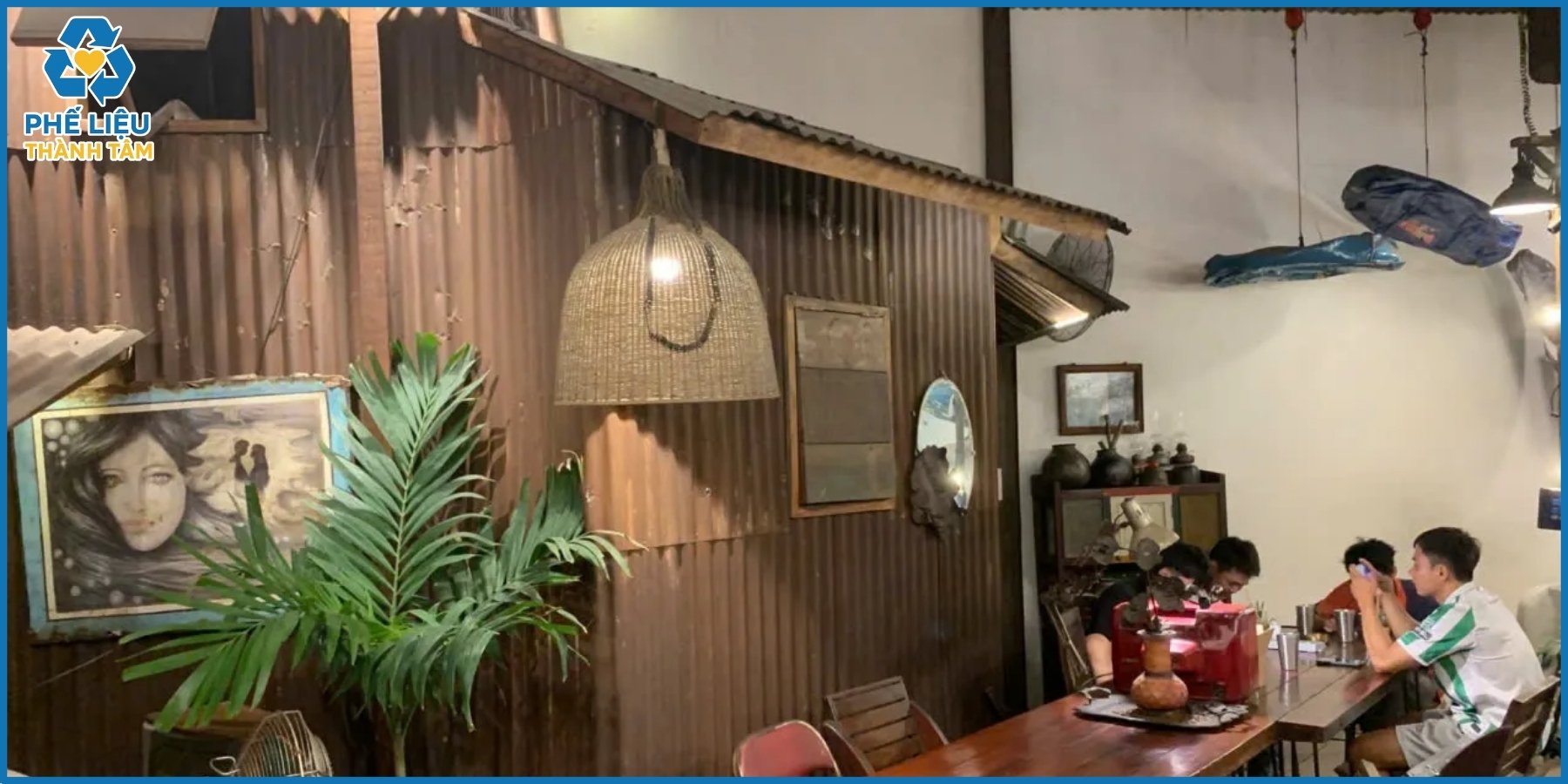 Hướng dẫn trang trí quán cafe từ phế liệu đẹp, ấn tượng