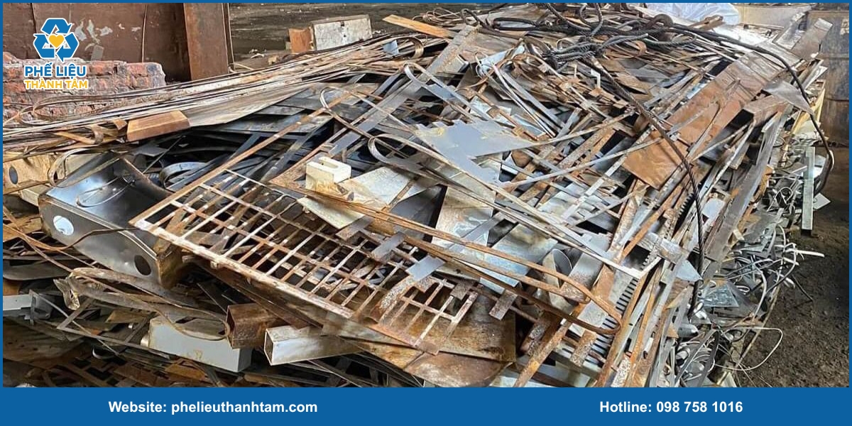 Tại sao bạn nên chọn Thành Tâm để nhận báo giá thu mua phế liệu?