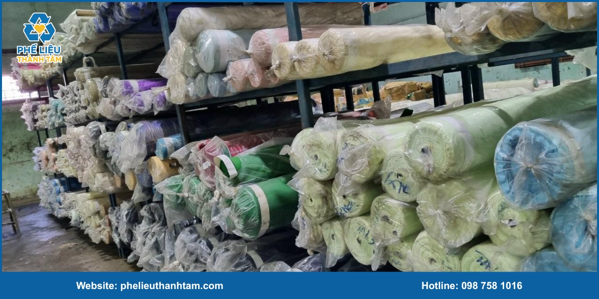 Vì sao chọn dịch vụ thu mua phế liệu vải tại Thành Tâm